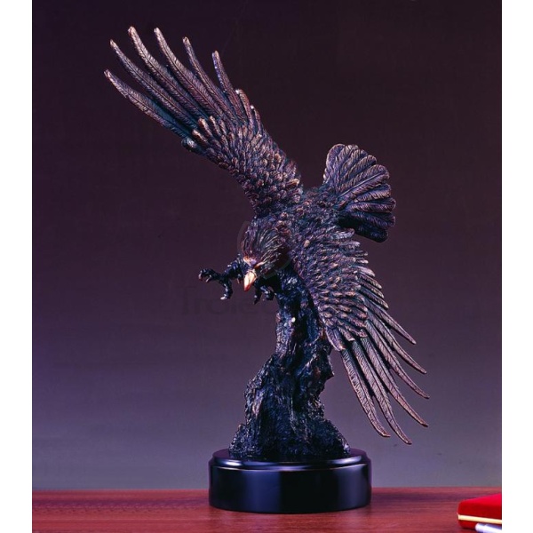 Escultura de Aguila 31105